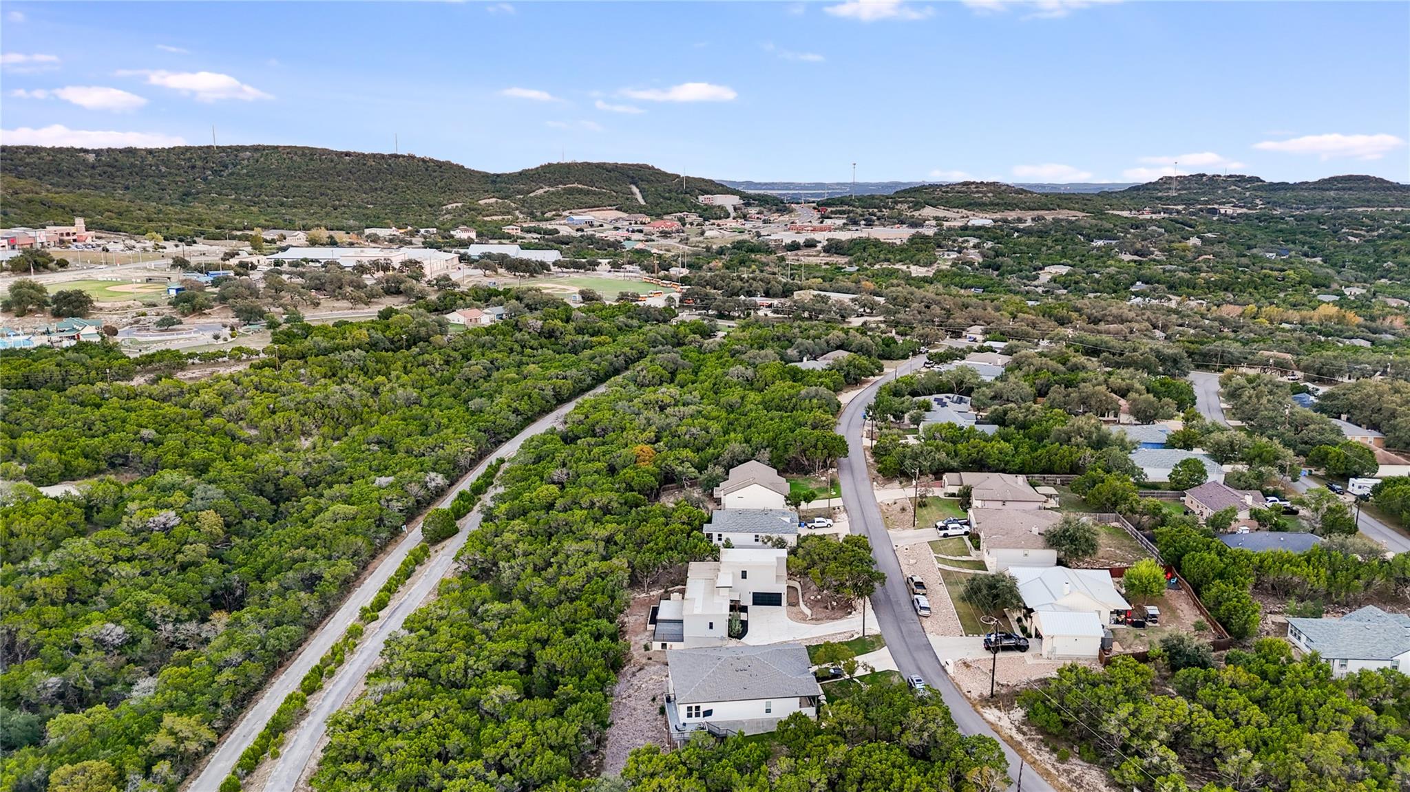 8009 Flintlock Cir, Lago Vista, TX 78645