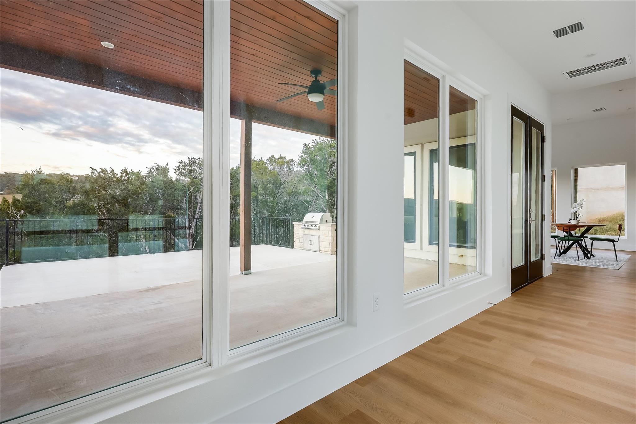 8009 Flintlock Cir, Lago Vista, TX 78645