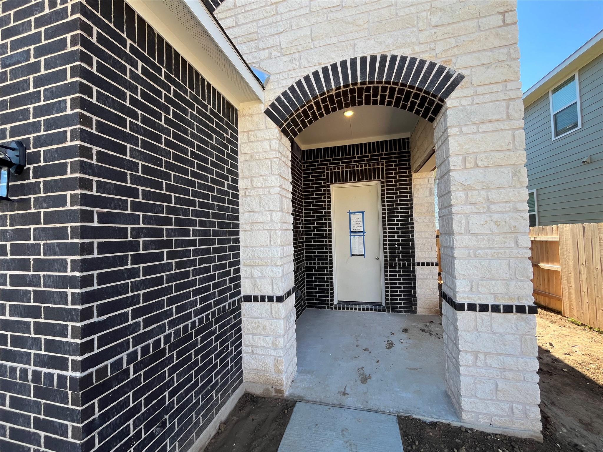 116 Clover Bnd, Liberty Hill, TX 78642