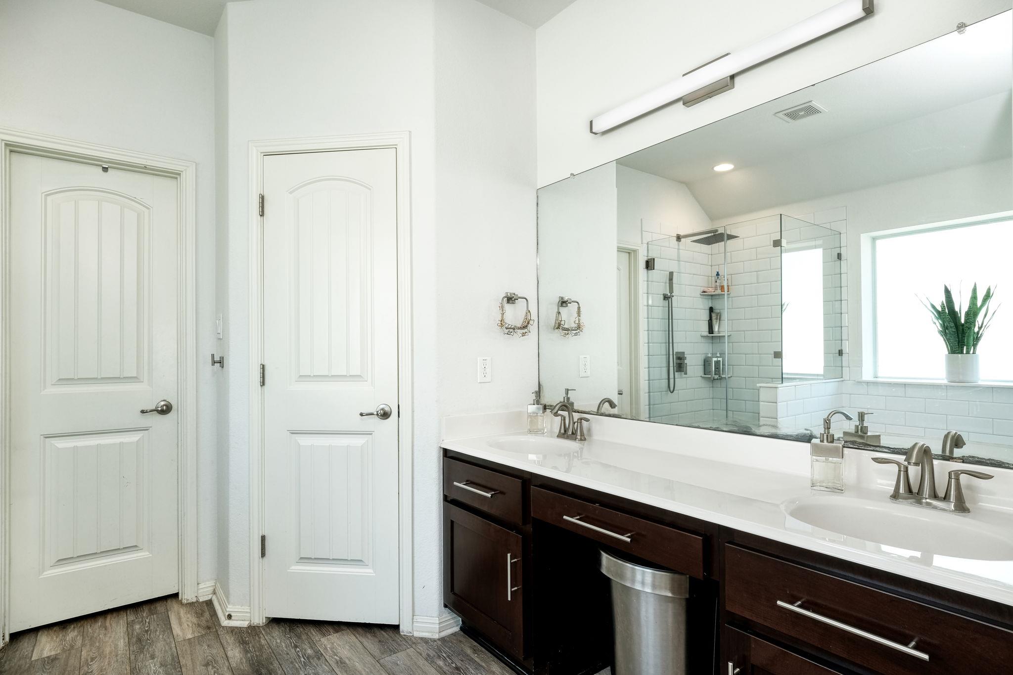 4362 Green Tree Dr, Round Rock, TX 78665