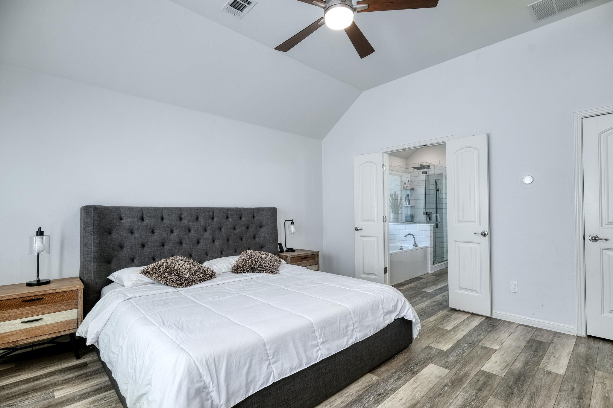 4362 Green Tree Dr, Round Rock, TX 78665