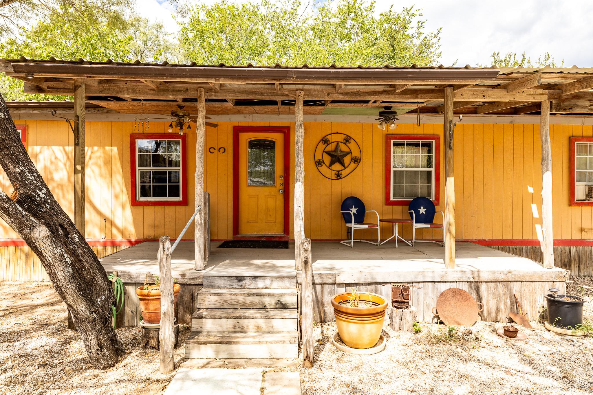 310 Union Hill Rd, Luling, TX 78648