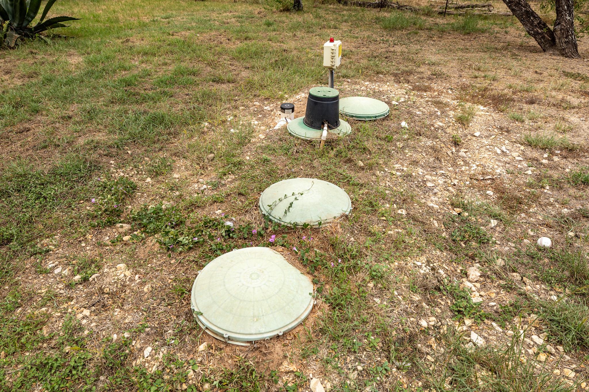 310 Union Hill Rd, Luling, TX 78648