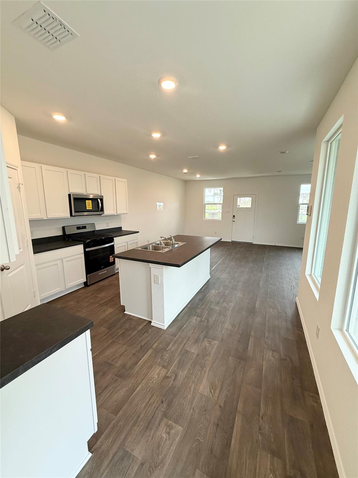 313 Puerto Plata Ave, Bastrop, TX 78602