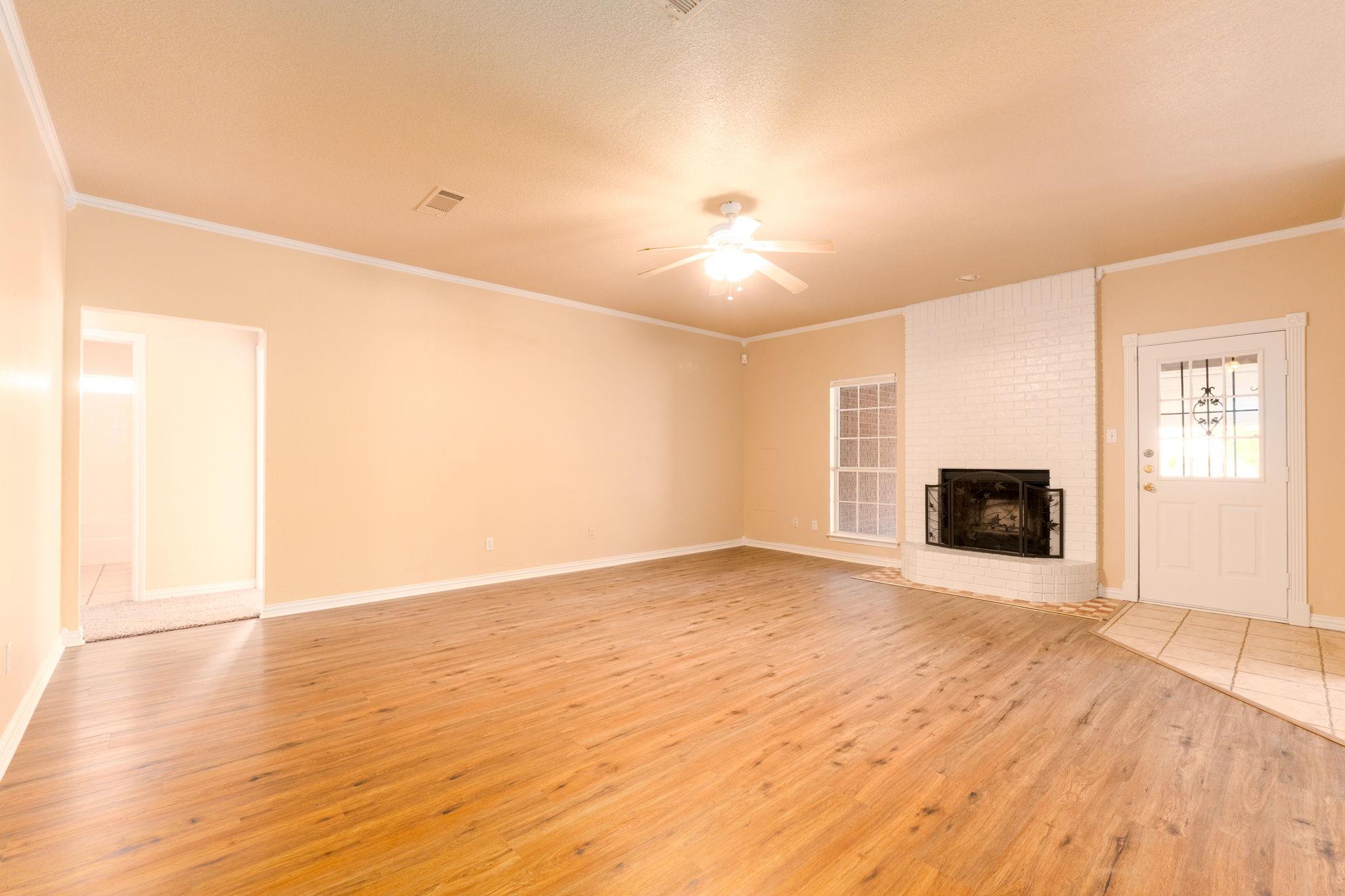 3163 Lomas Rodando Calzada, Kempner, TX 76539