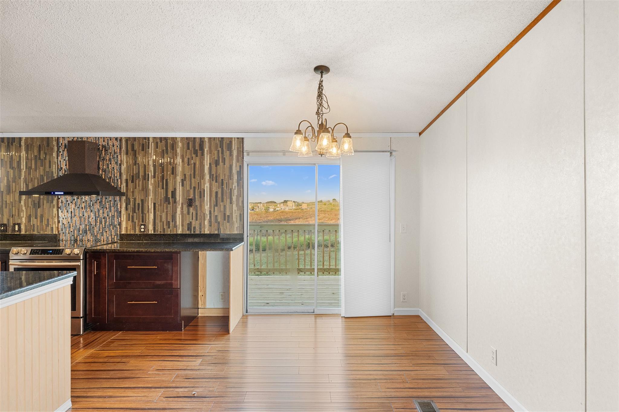 1099 Private Road 4041, Dime Box, TX 77853