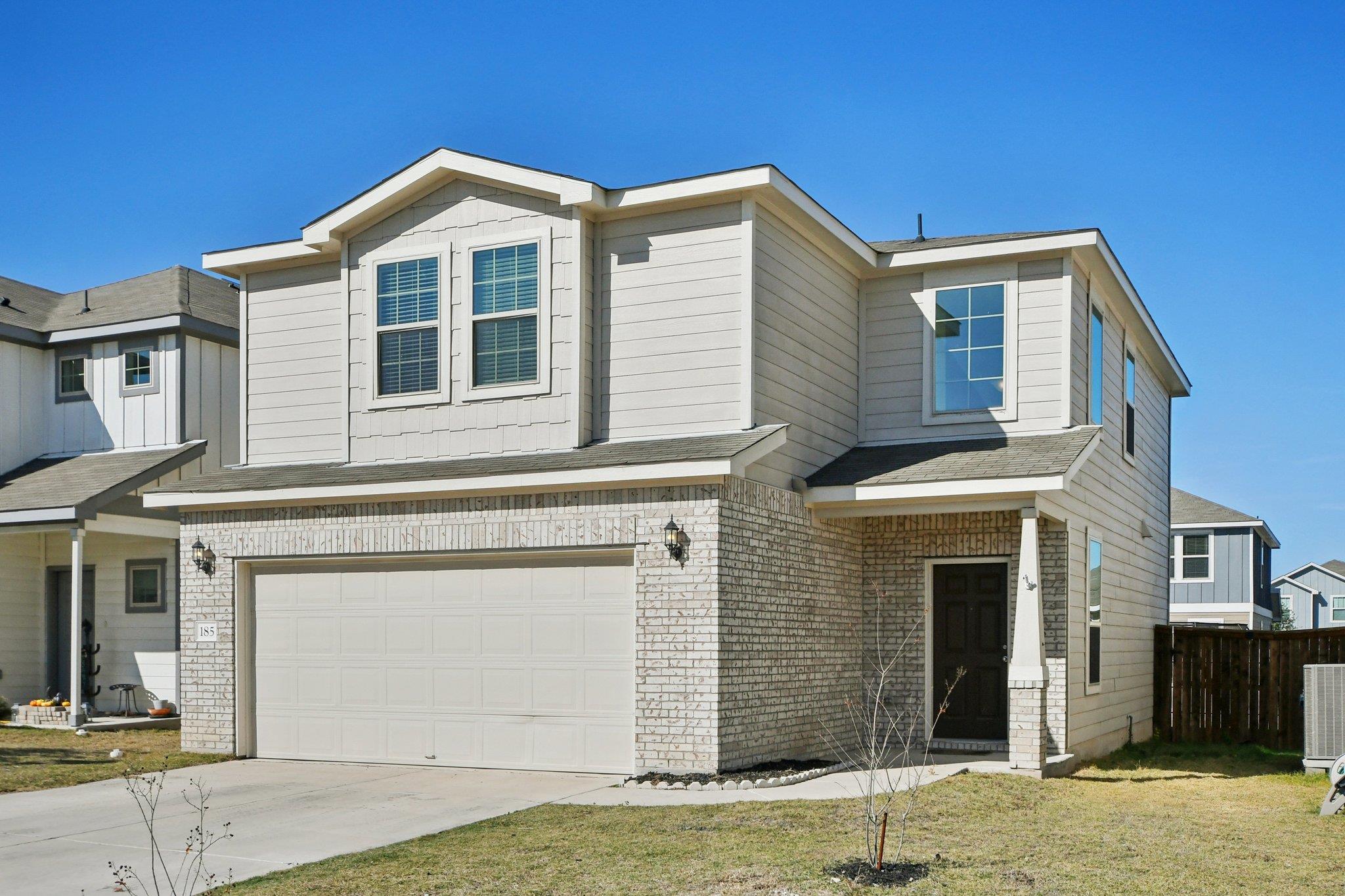 185 Katie Elder Dr, Jarrell, TX 76588