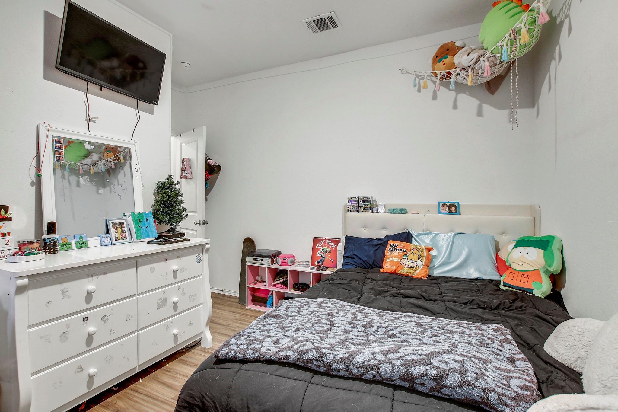 207 Soapstone Pass, Maxwell, TX 78656