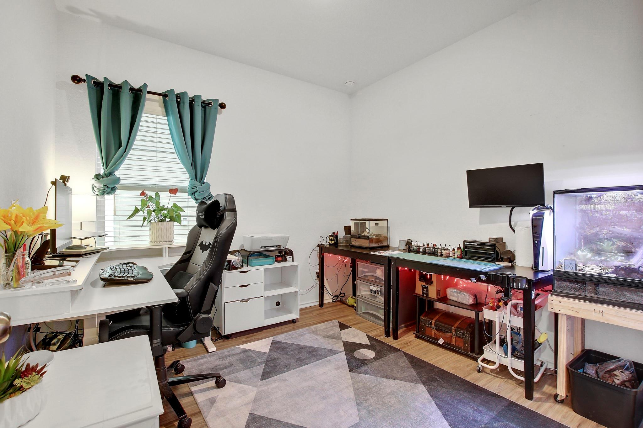 207 Soapstone Pass, Maxwell, TX 78656