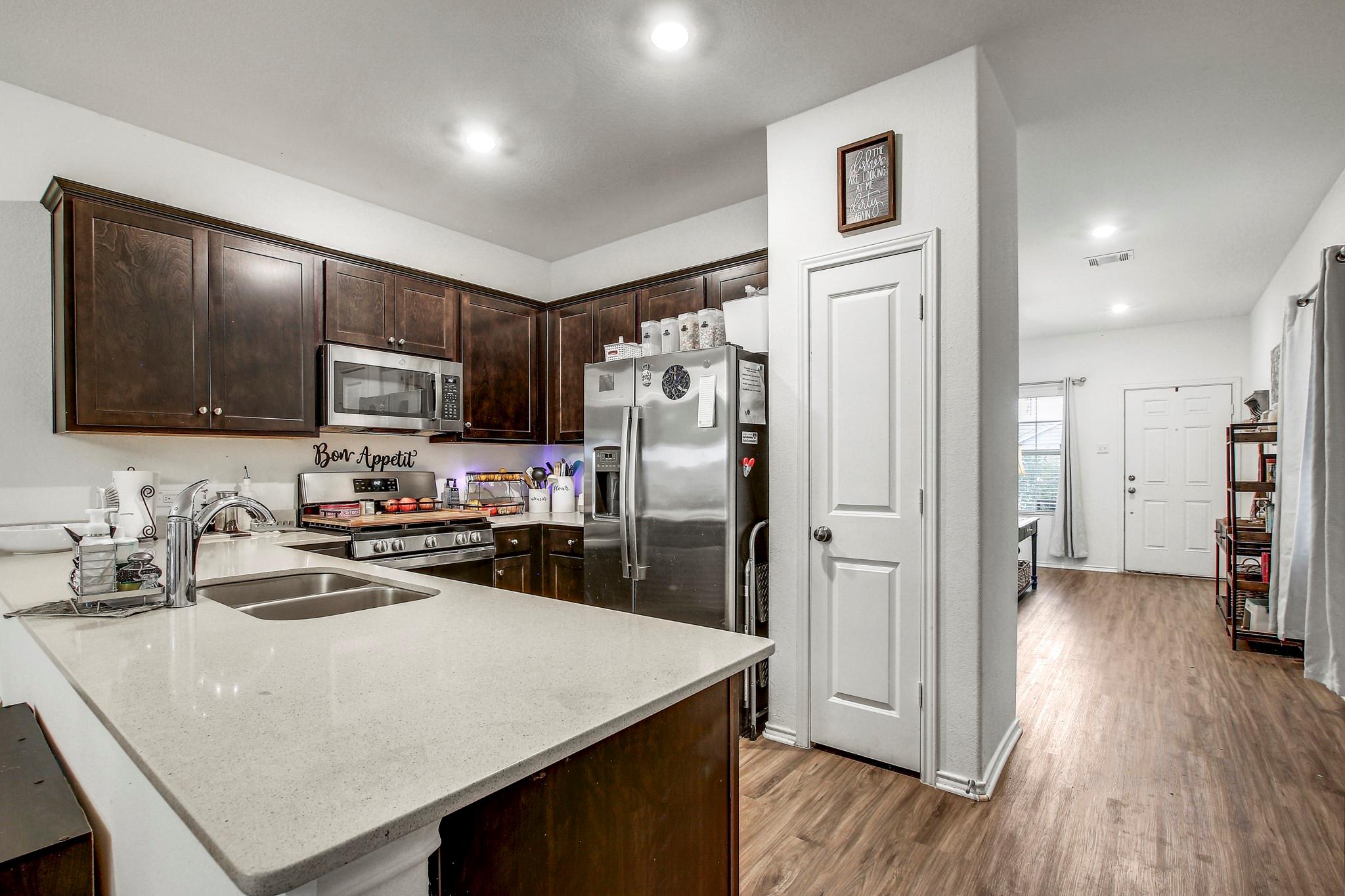 207 Soapstone Pass, Maxwell, TX 78656