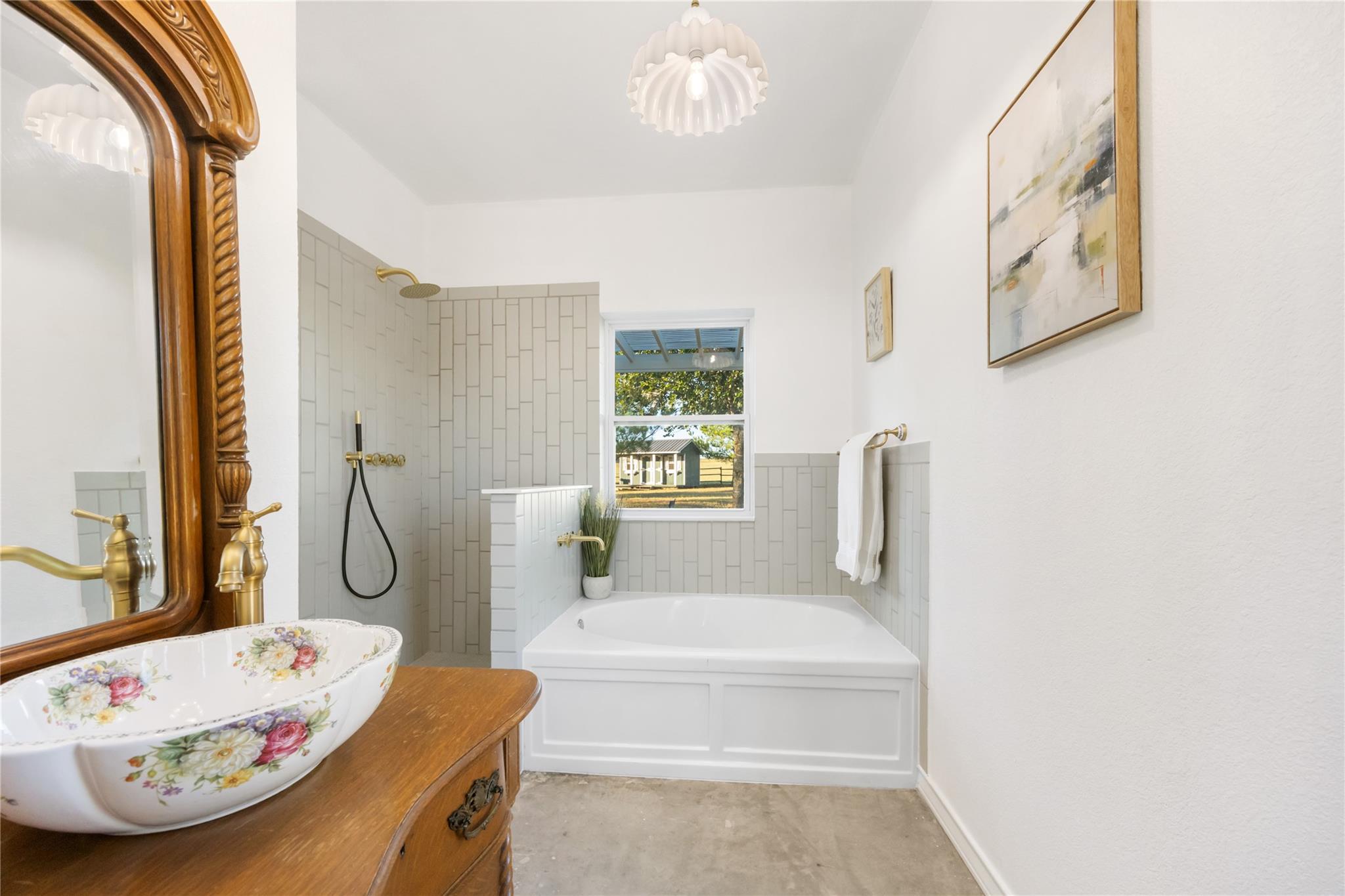 245 Country Lane Ln, McDade, TX 78650