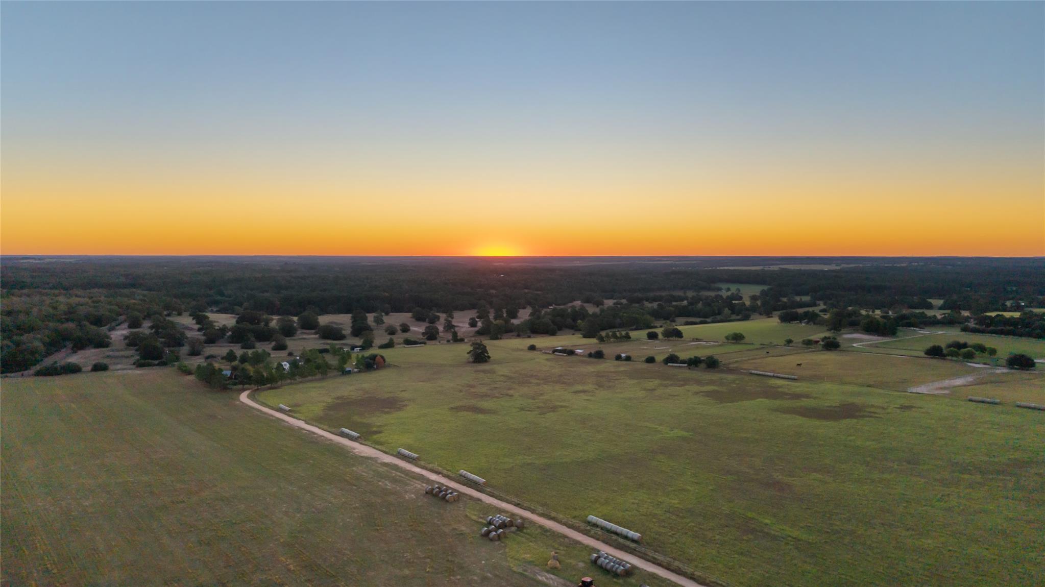 245 Country Lane Ln, McDade, TX 78650