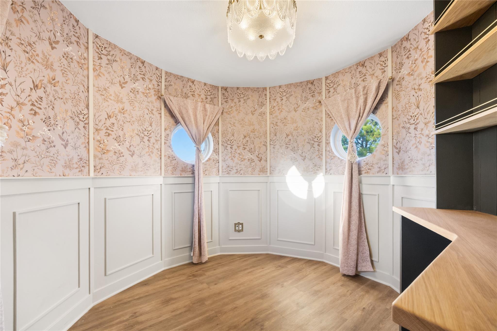 245 Country Lane Ln, McDade, TX 78650