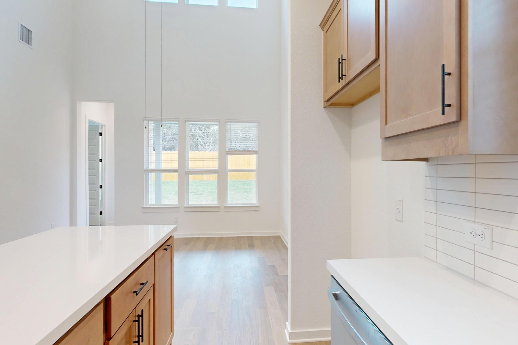 152 Bishop Wood Rd, Dripping Springs, TX 78620