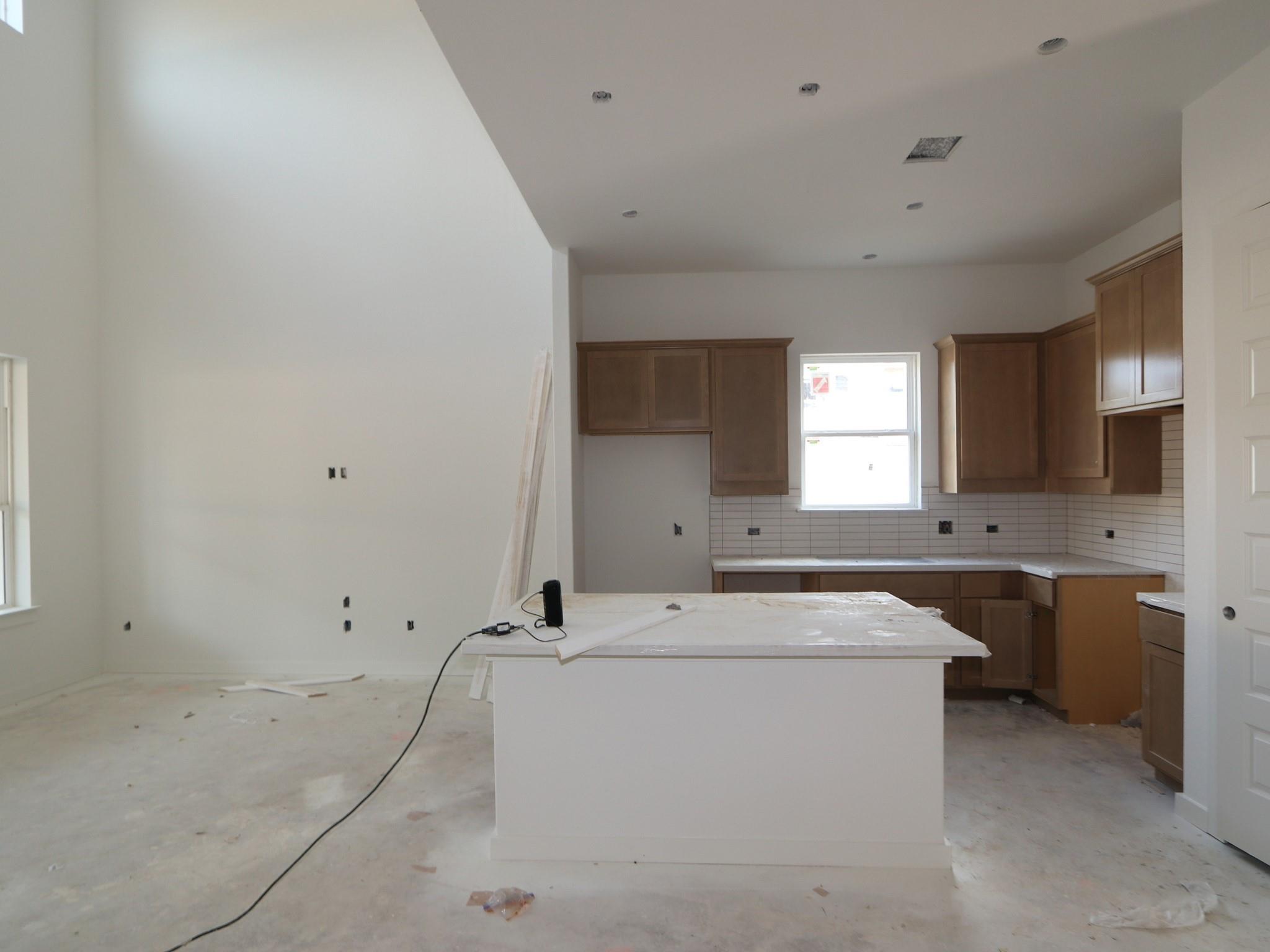 152 Bishop Wood Rd, Dripping Springs, TX 78620