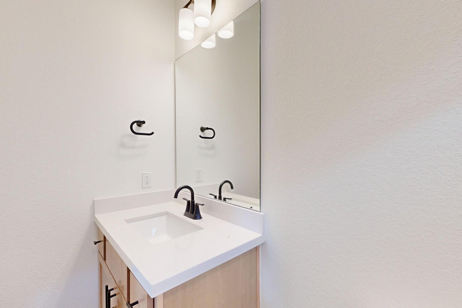 152 Bishop Wood Rd, Dripping Springs, TX 78620