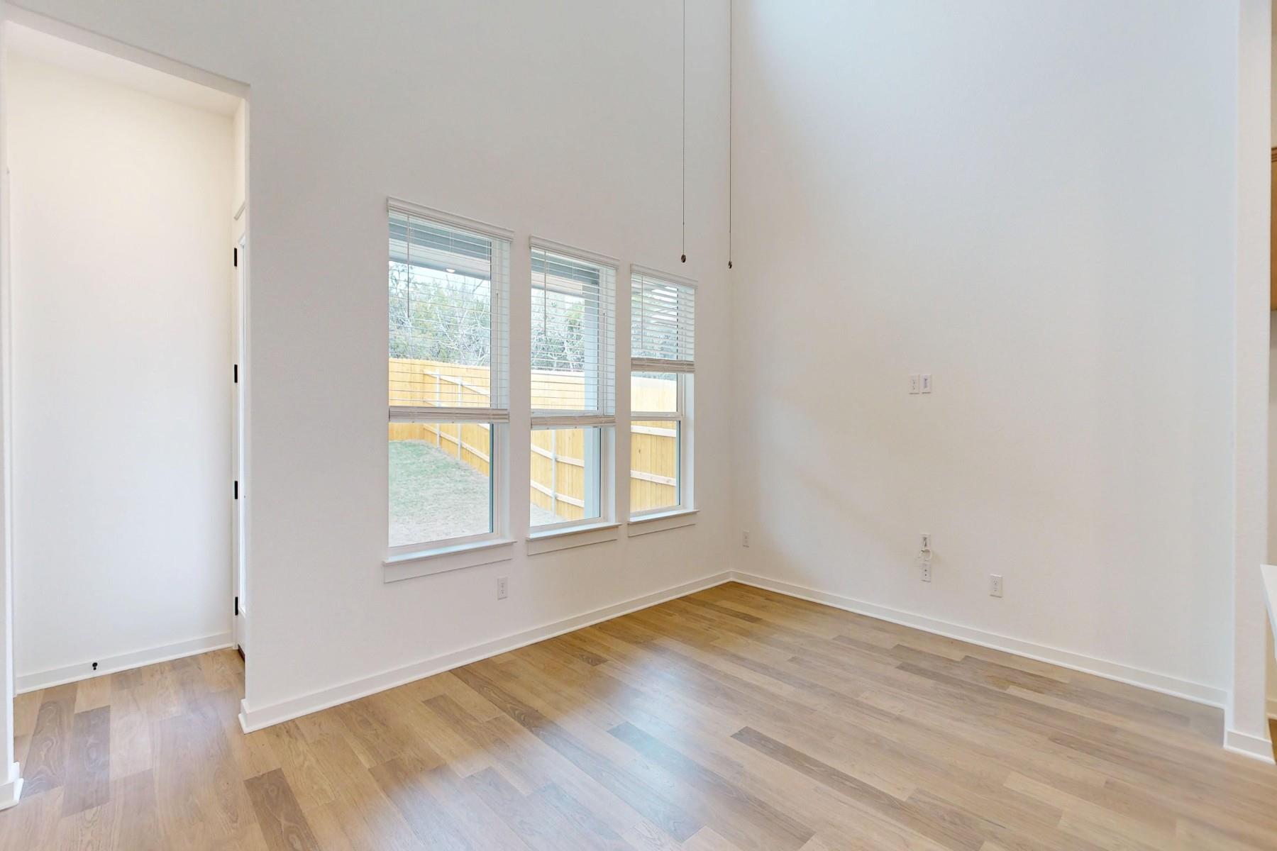 152 Bishop Wood Rd, Dripping Springs, TX 78620