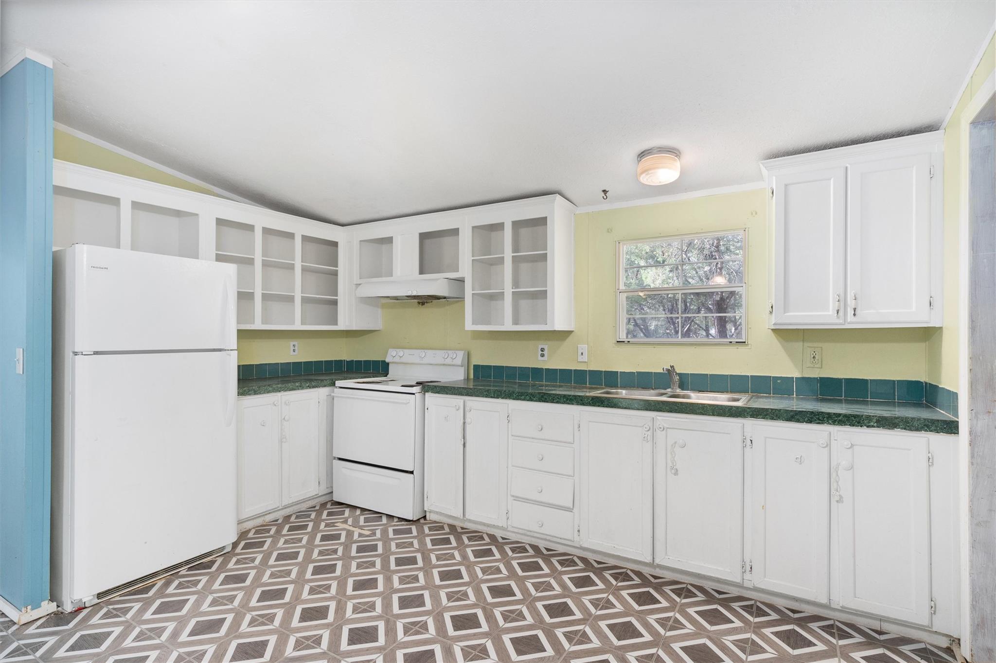 743 Oak Mdws, San Marcos, TX 78666