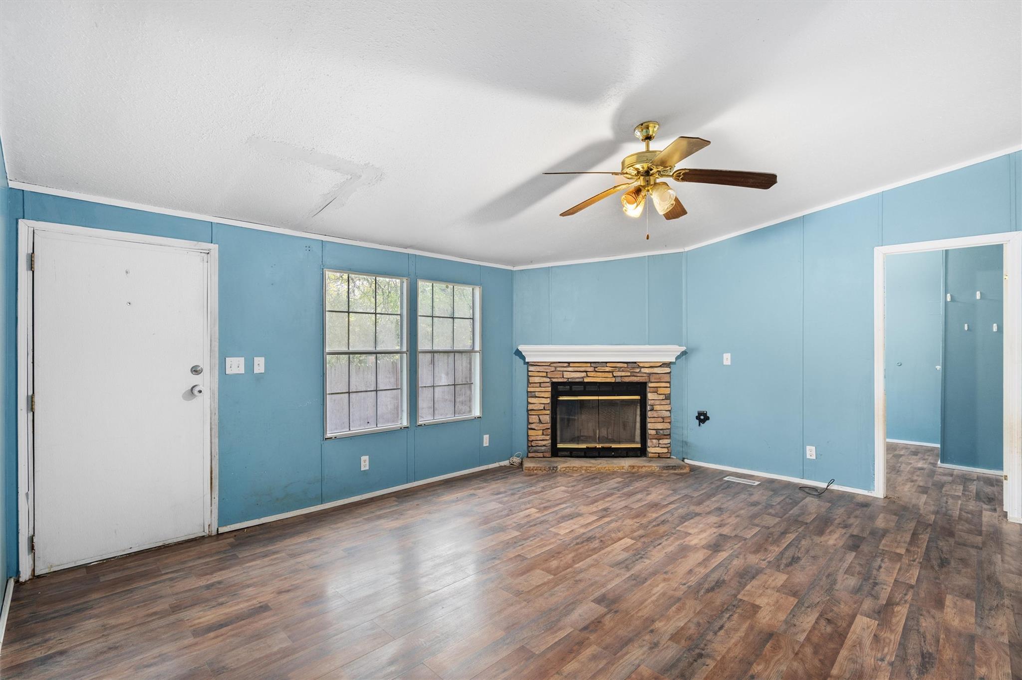 743 Oak Mdws, San Marcos, TX 78666