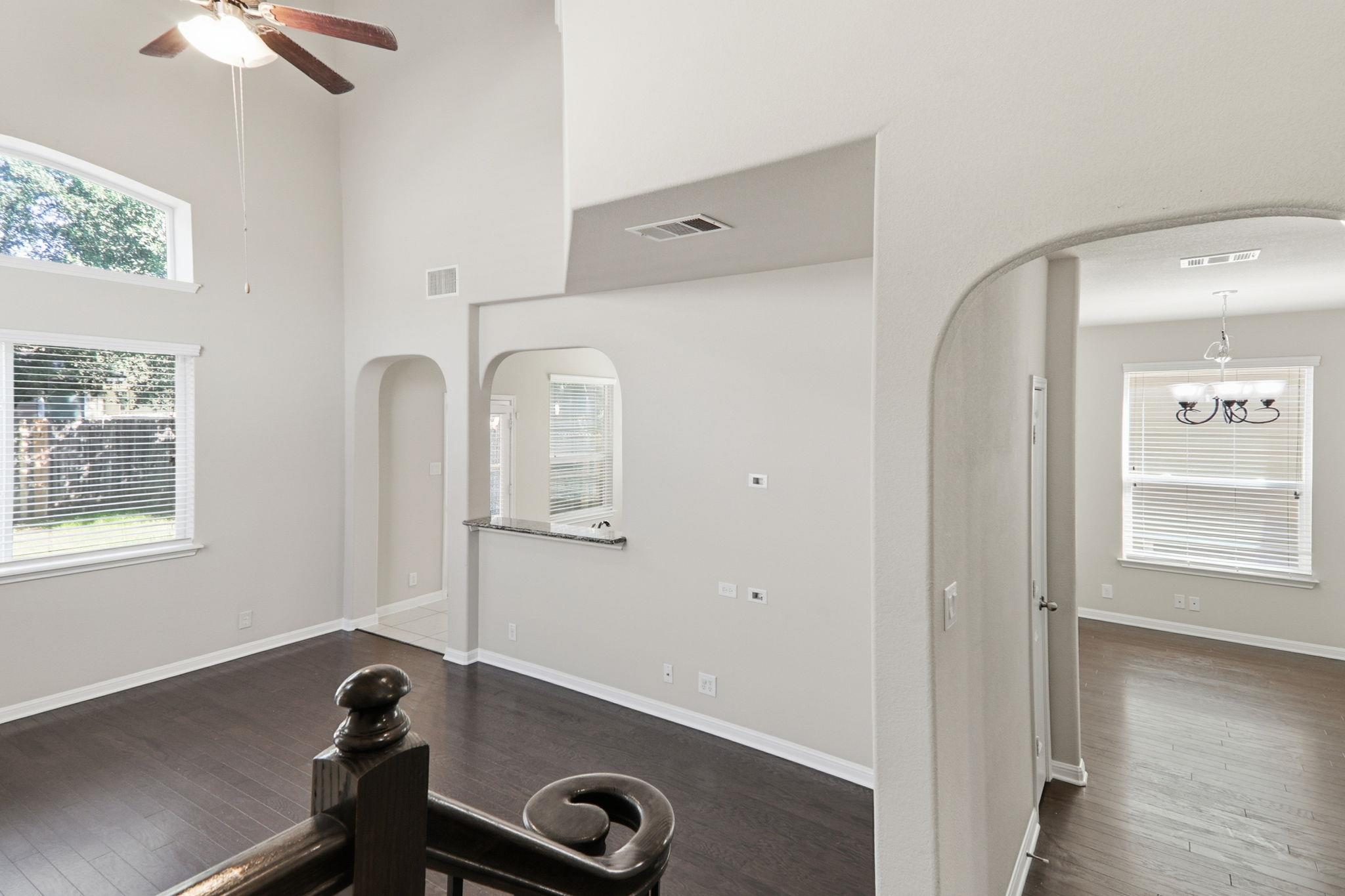 1512 Sugarberry Ln, Austin, TX 78748