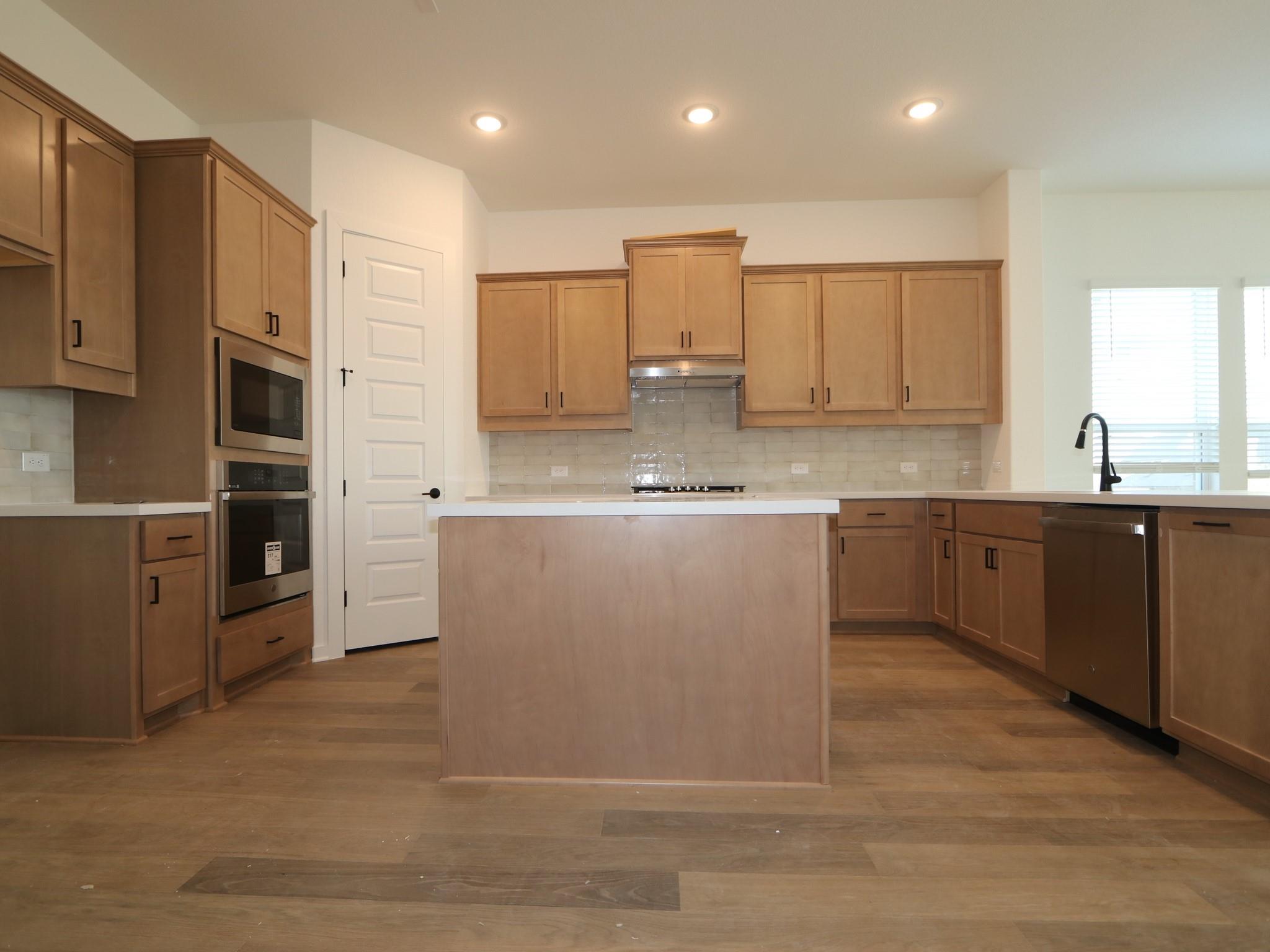 165 Bishop Wood Rd, Dripping Springs, TX 78620