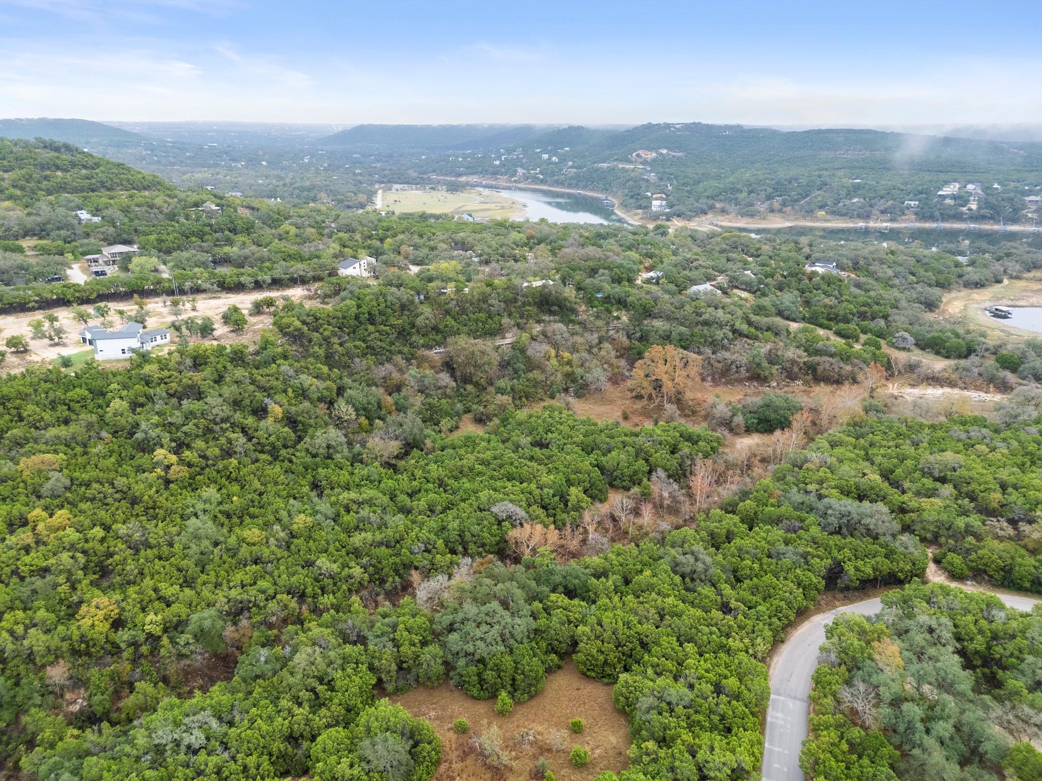 18211 Gregg Bluff Rd, Jonestown, TX 78645