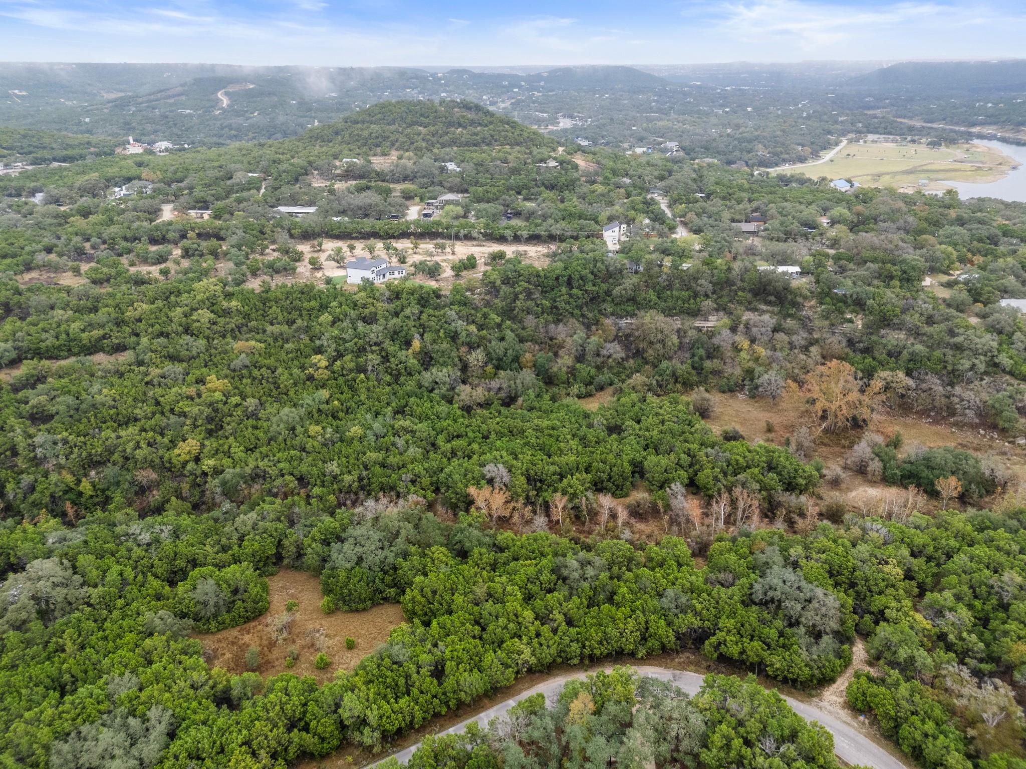 18211 Gregg Bluff Rd, Jonestown, TX 78645