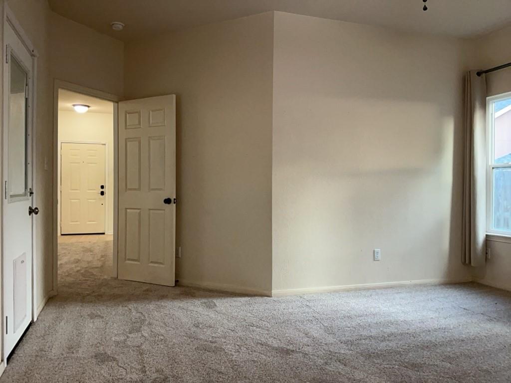 203 Kates Way, Hutto, TX 78634