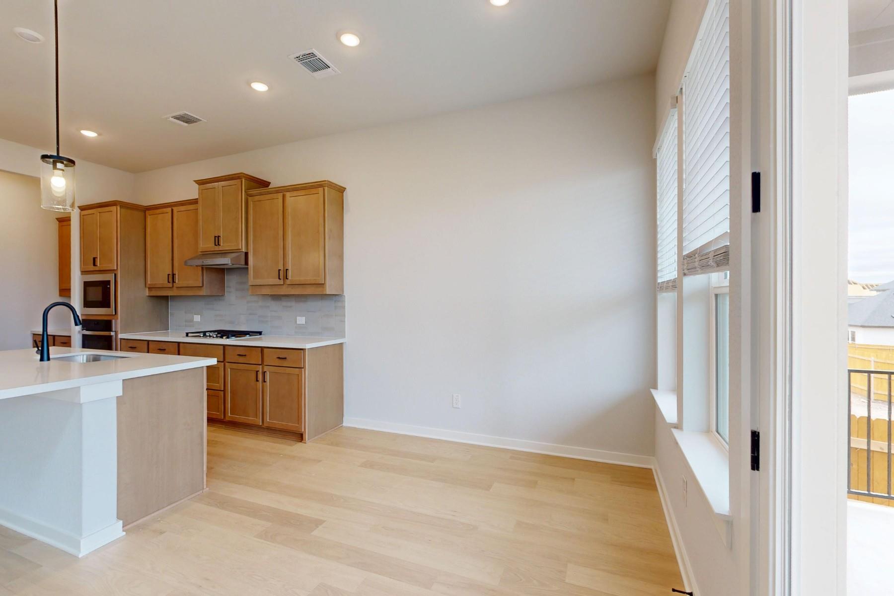 201 Bishop Wood Rd, Dripping Springs, TX 78620