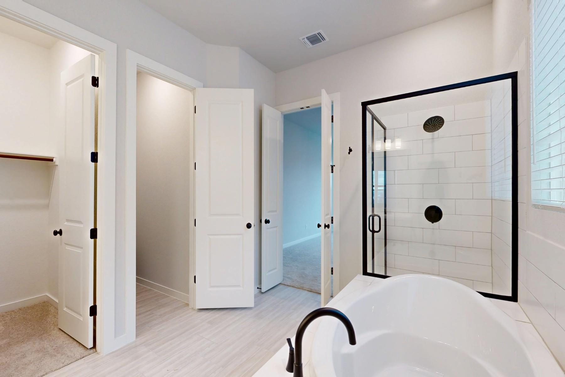 201 Bishop Wood Rd, Dripping Springs, TX 78620