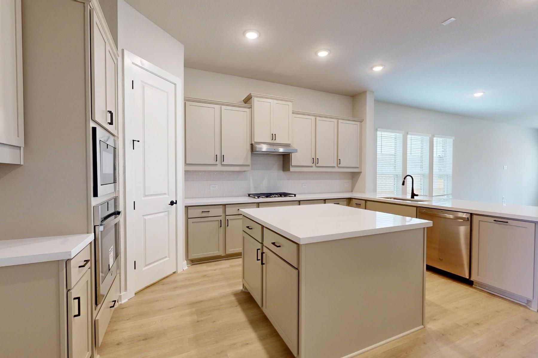 374 Bishop Wood Rd, Dripping Springs, TX 78620