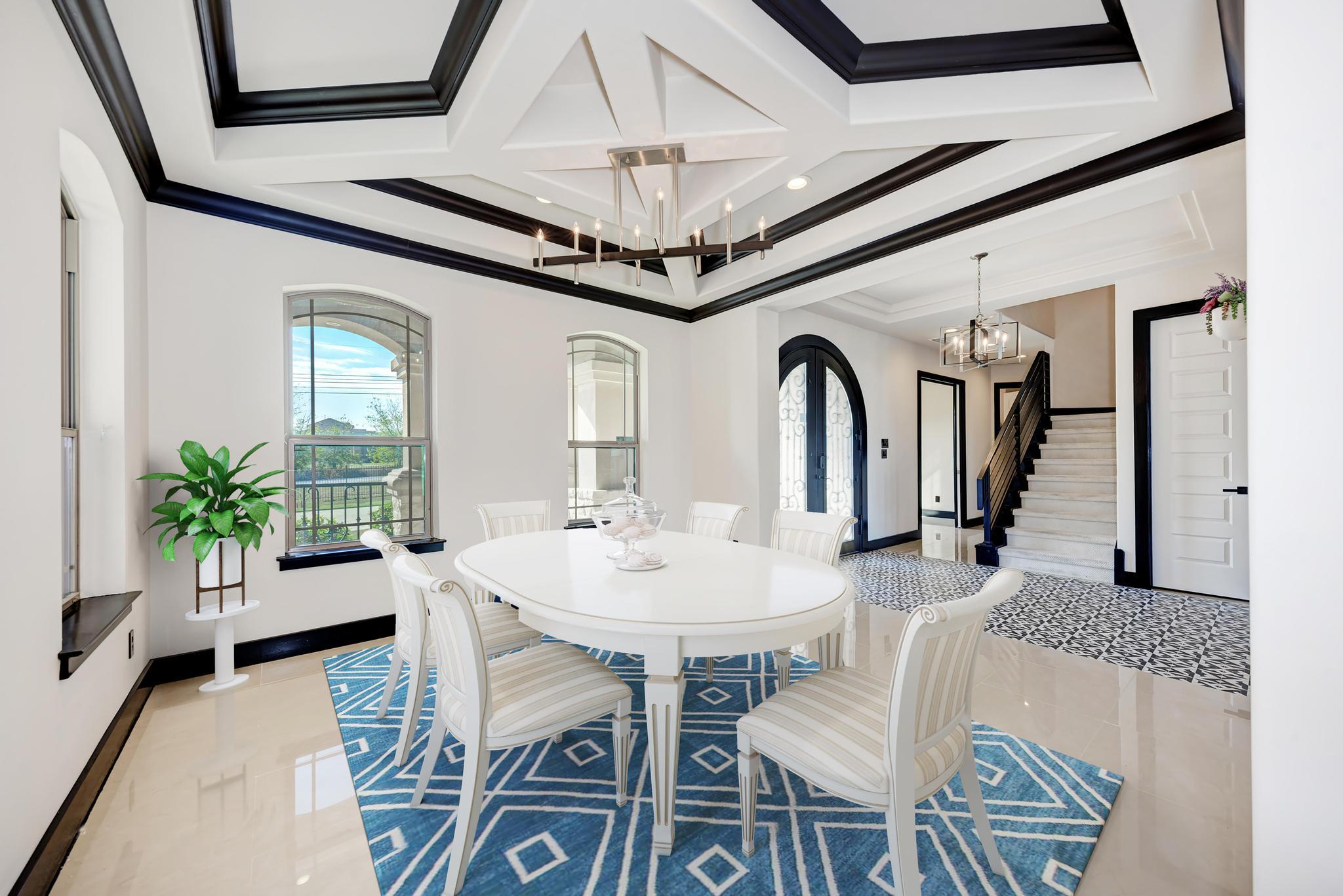 104 Spring Valley St, Hutto, TX 78634