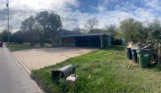 904 S Pierce St, Burnet, TX 78611