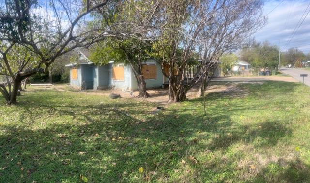 904 S Pierce St, Burnet, TX 78611