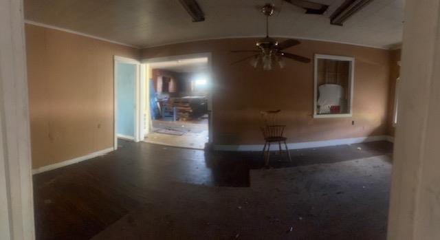 904 S Pierce St, Burnet, TX 78611