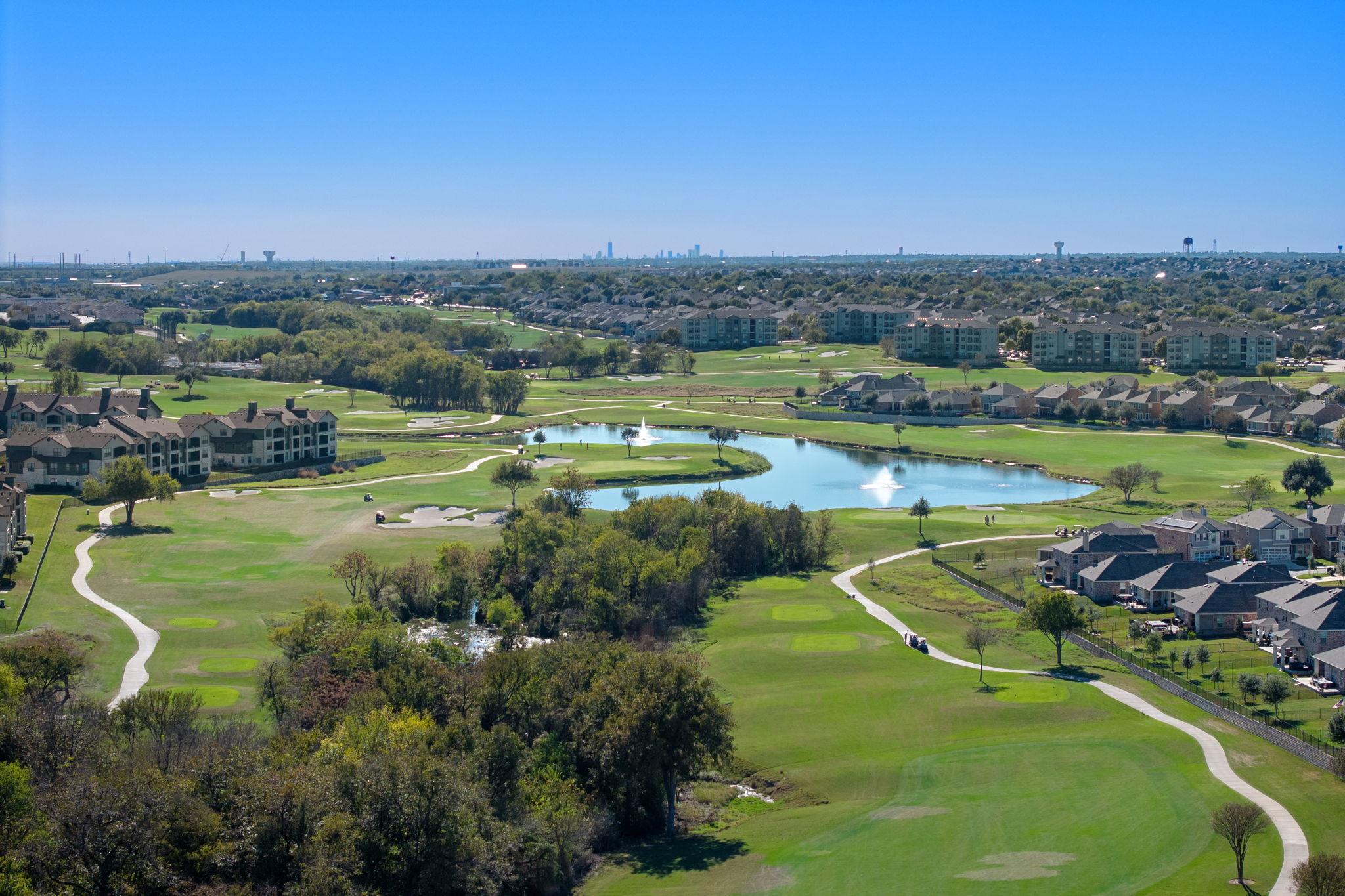 136 Danablu Dr, Hutto, TX 78634