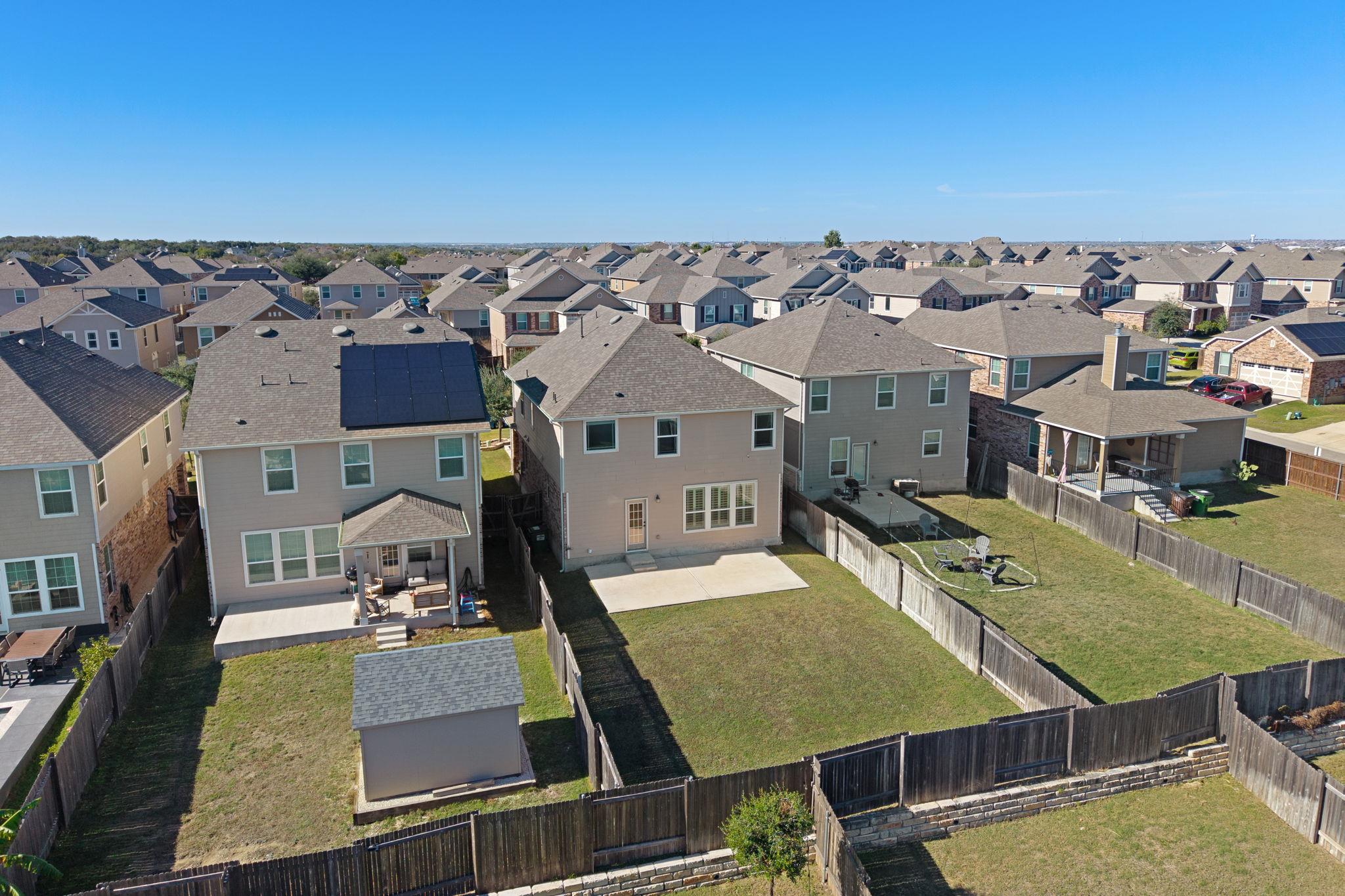 136 Danablu Dr, Hutto, TX 78634