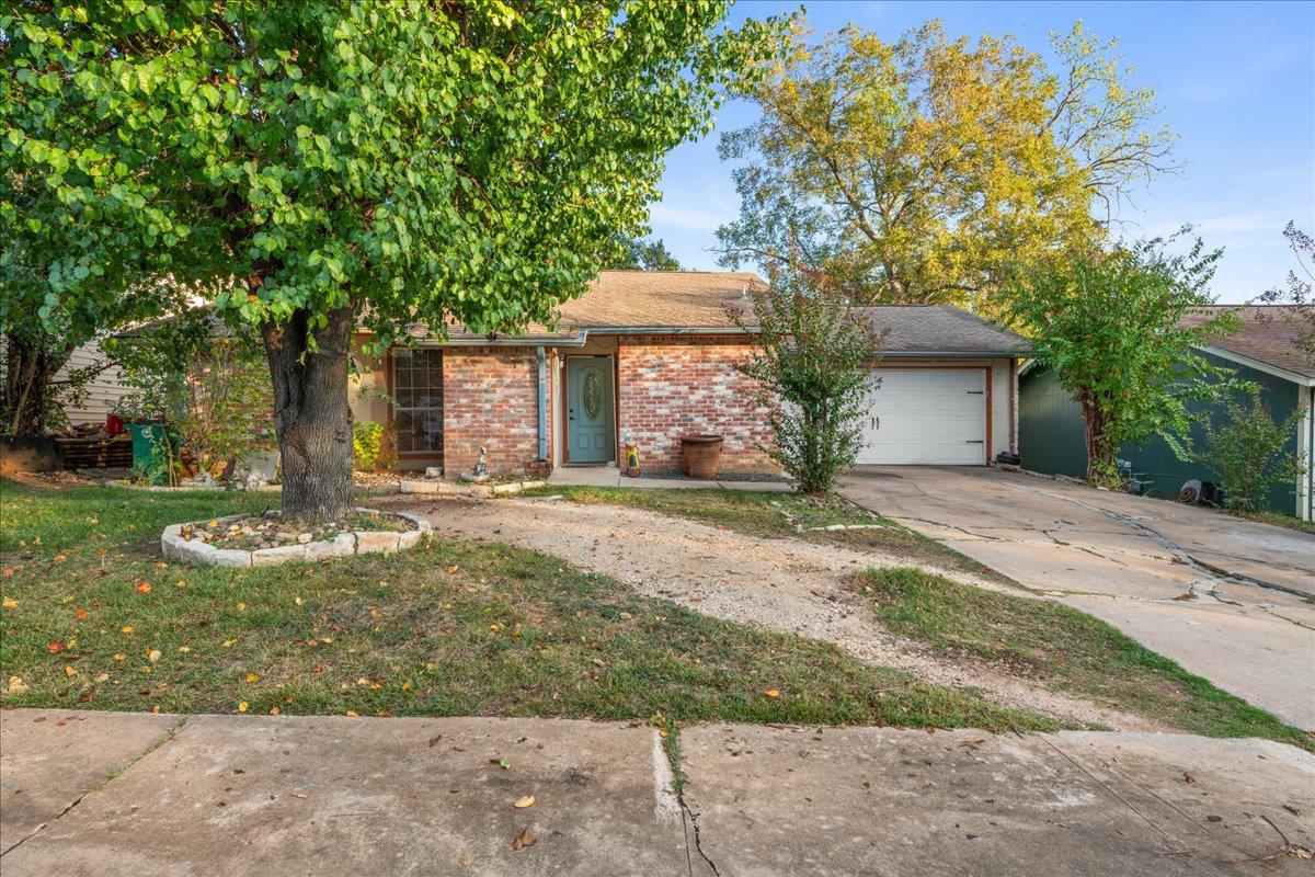 5105 Palo Blanco Ln, Austin, TX 78744