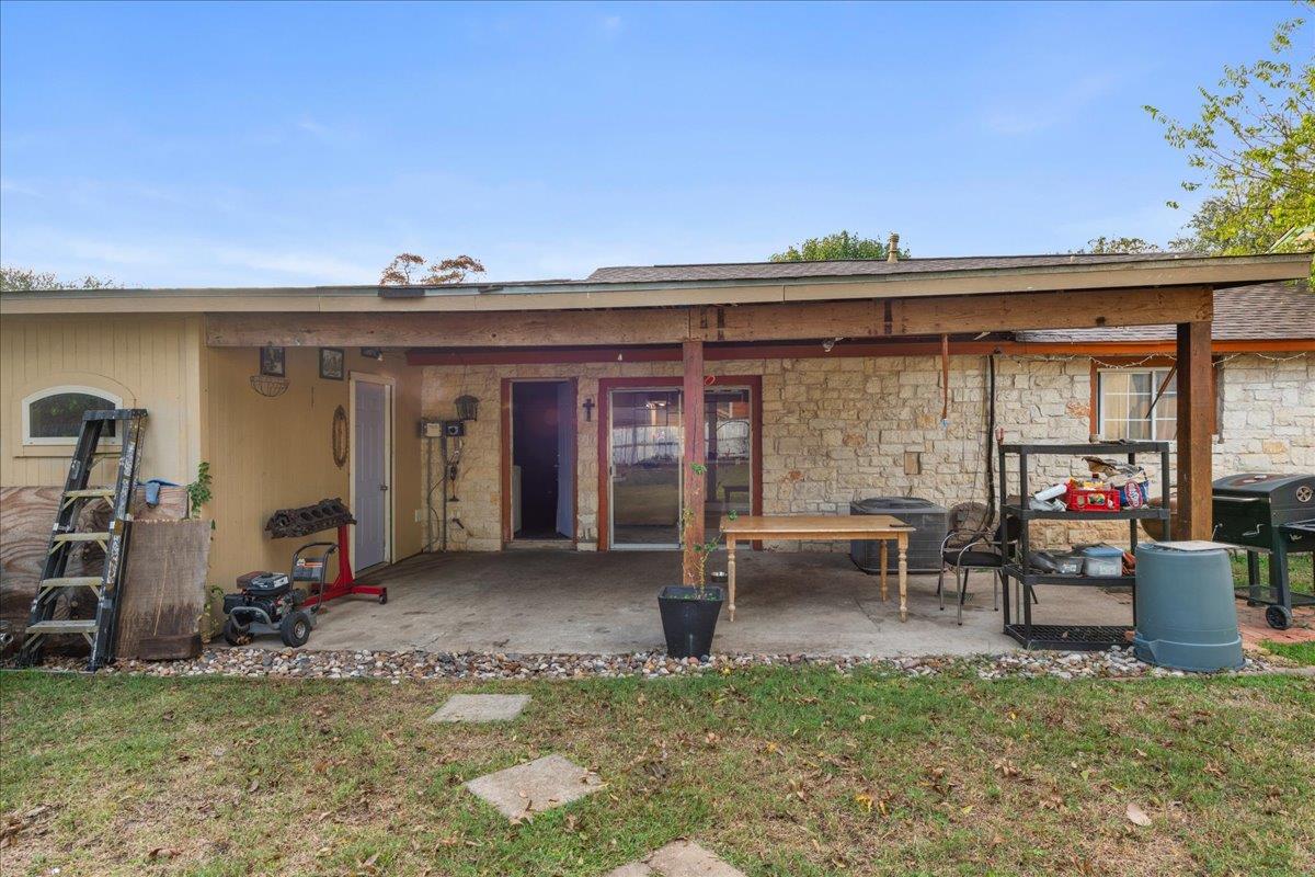 5105 Palo Blanco Ln, Austin, TX 78744