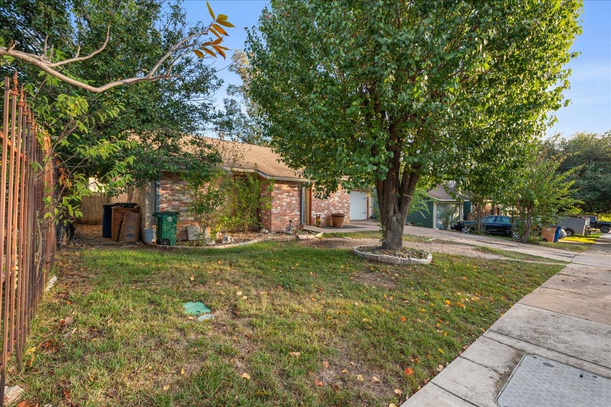 5105 Palo Blanco Ln, Austin, TX 78744