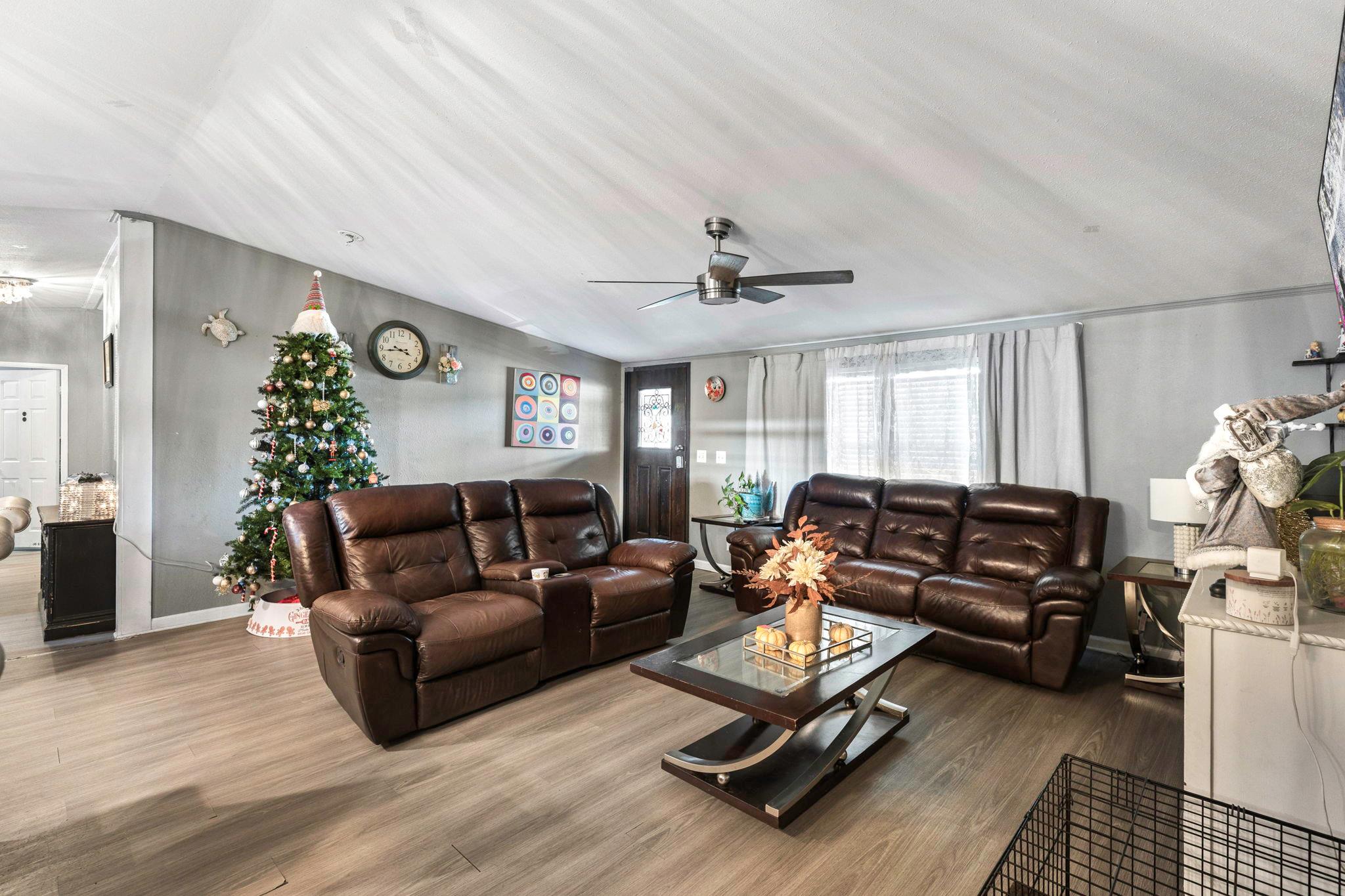 5035 Barth Rd, Lockhart, TX 78644