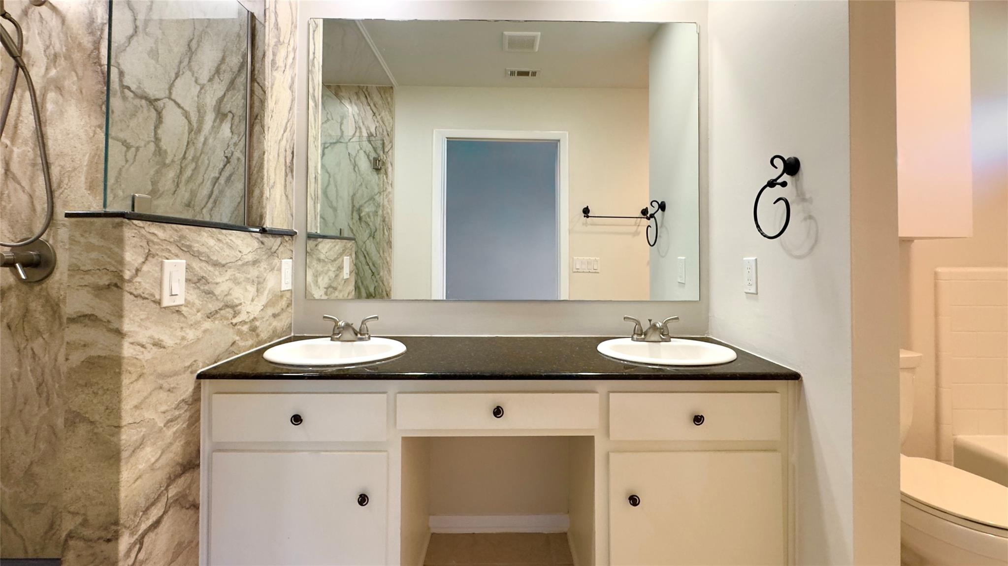 843 Sunfish St, Lakeway, TX 78734