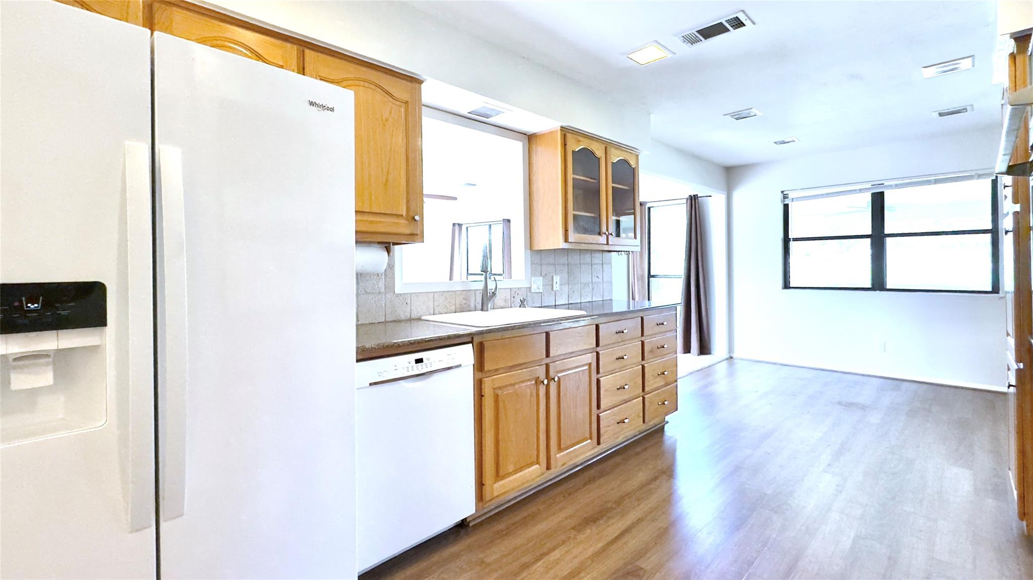 843 Sunfish St, Lakeway, TX 78734