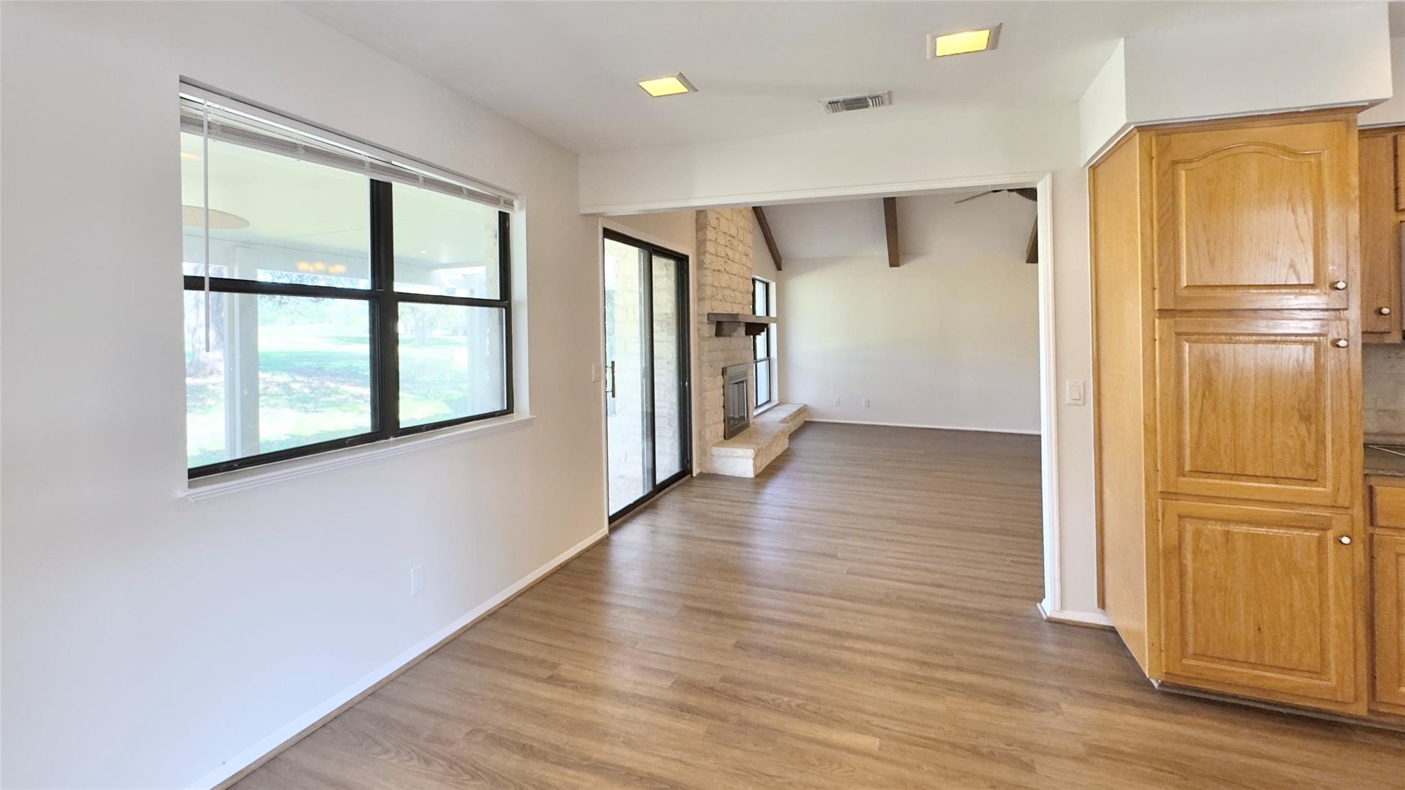 843 Sunfish St, Lakeway, TX 78734