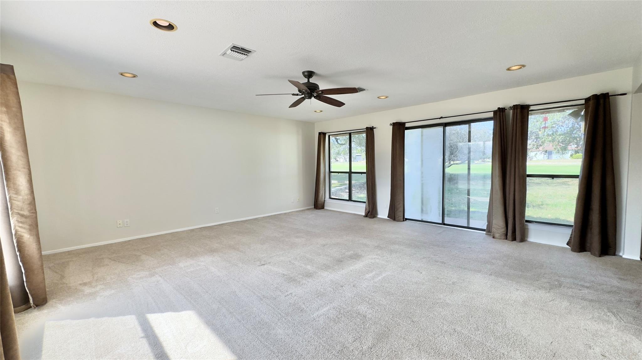 843 Sunfish St, Lakeway, TX 78734