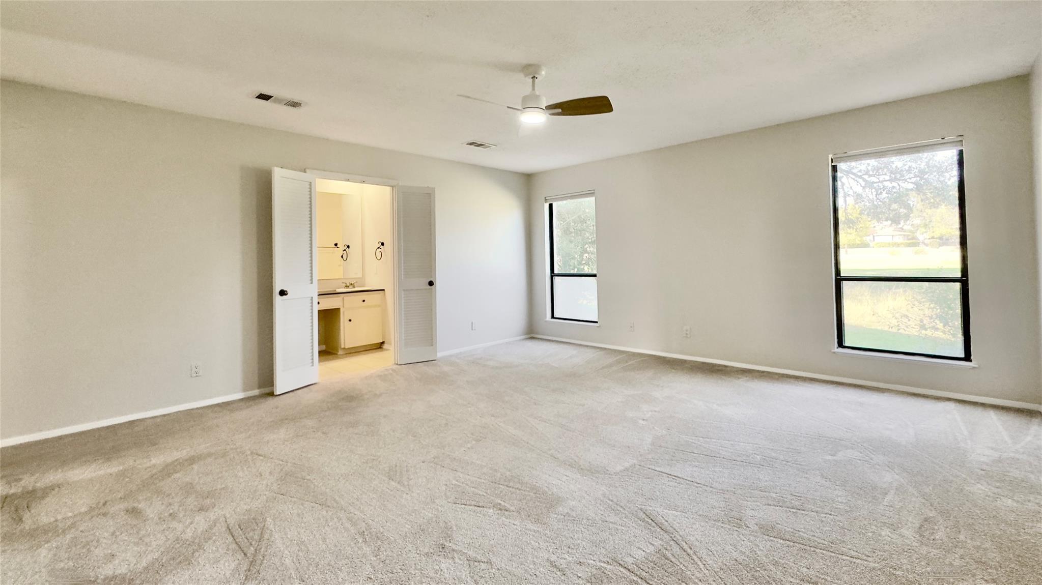 843 Sunfish St, Lakeway, TX 78734