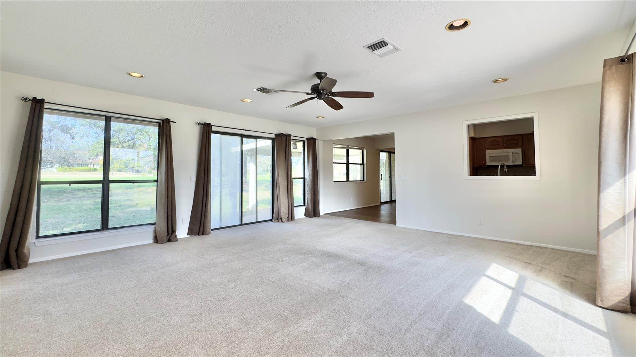 843 Sunfish St, Lakeway, TX 78734