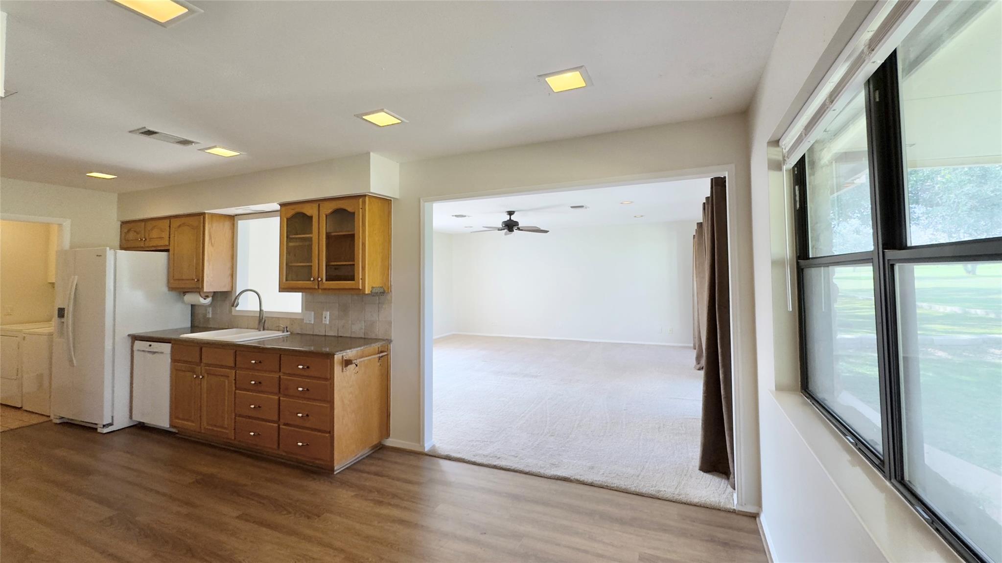 843 Sunfish St, Lakeway, TX 78734