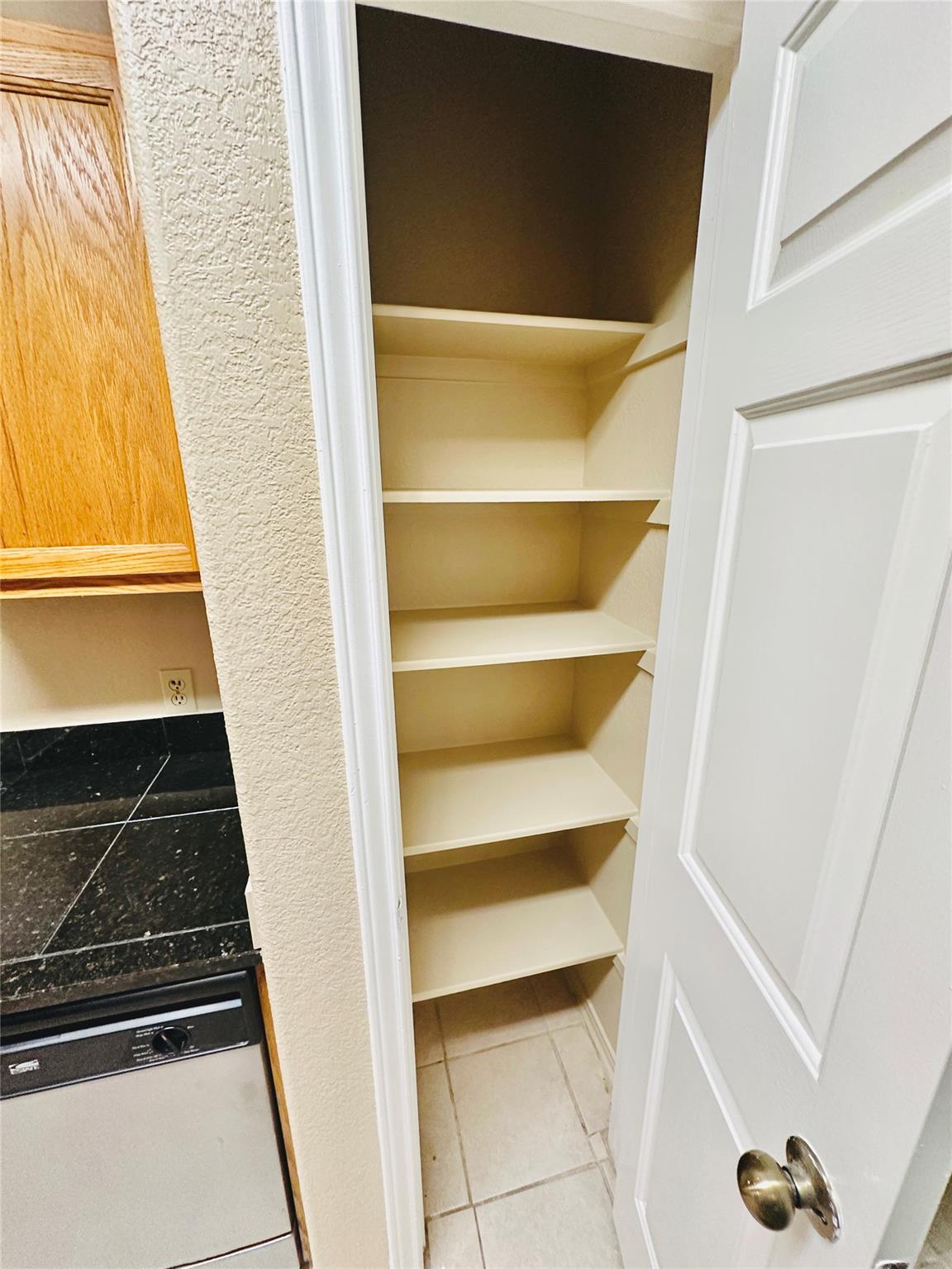 8814 Schick Rd # D, Austin, TX 78729