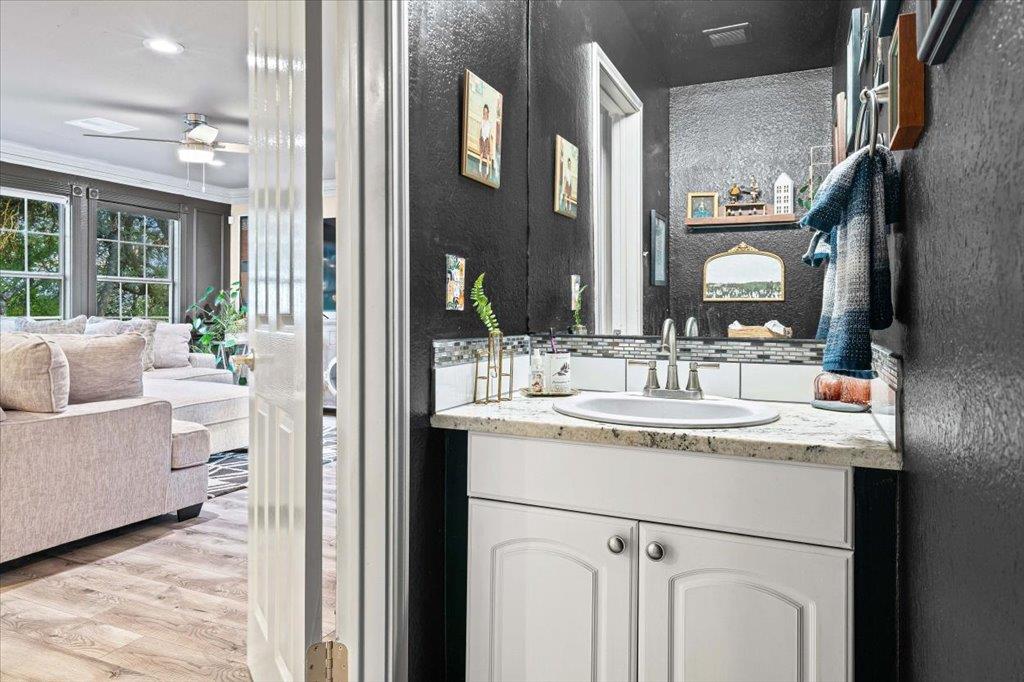 12709 Eagle Nest Dr, Buda, TX 78610